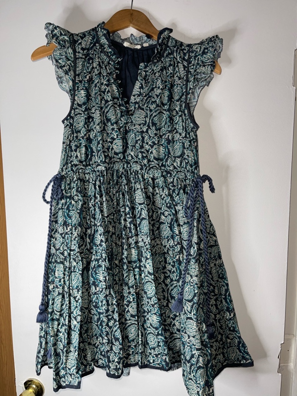 let me be blue pattern drawstring robe waist dress 4 petite